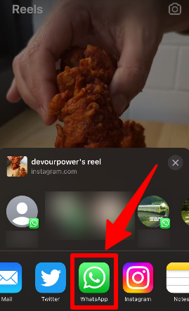 The WhatsApp option to share the Instagram Reels